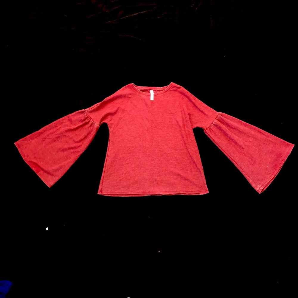Red bell sleeve waffle top size small
